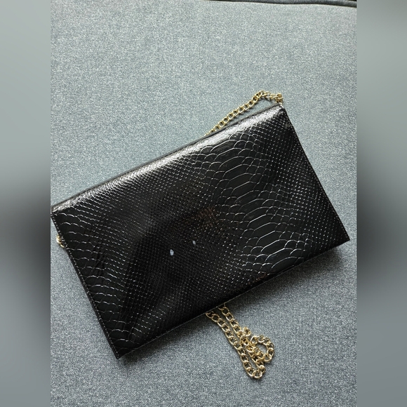 Roccobarocco Black and Gray Clutch with Gold Chain - Picture 3 of 9
